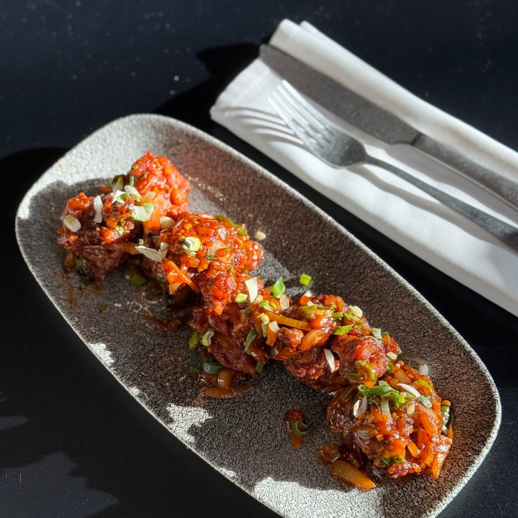 Cinnamon Lounge - Indian Restaurant Isleworth 1