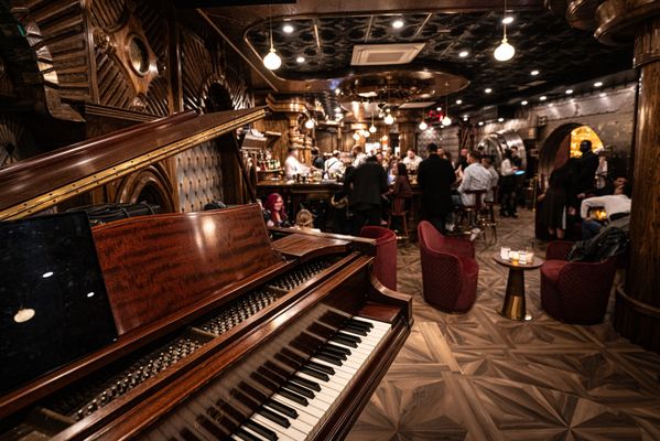 Lounge Social Hour & Live Piano Music 1