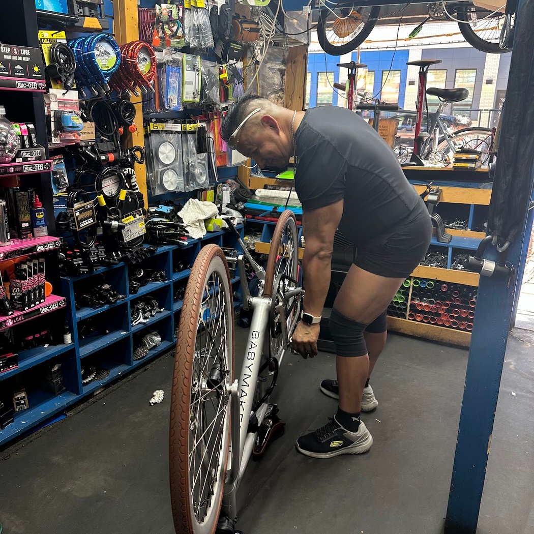 Elias Bicycle Shop 3