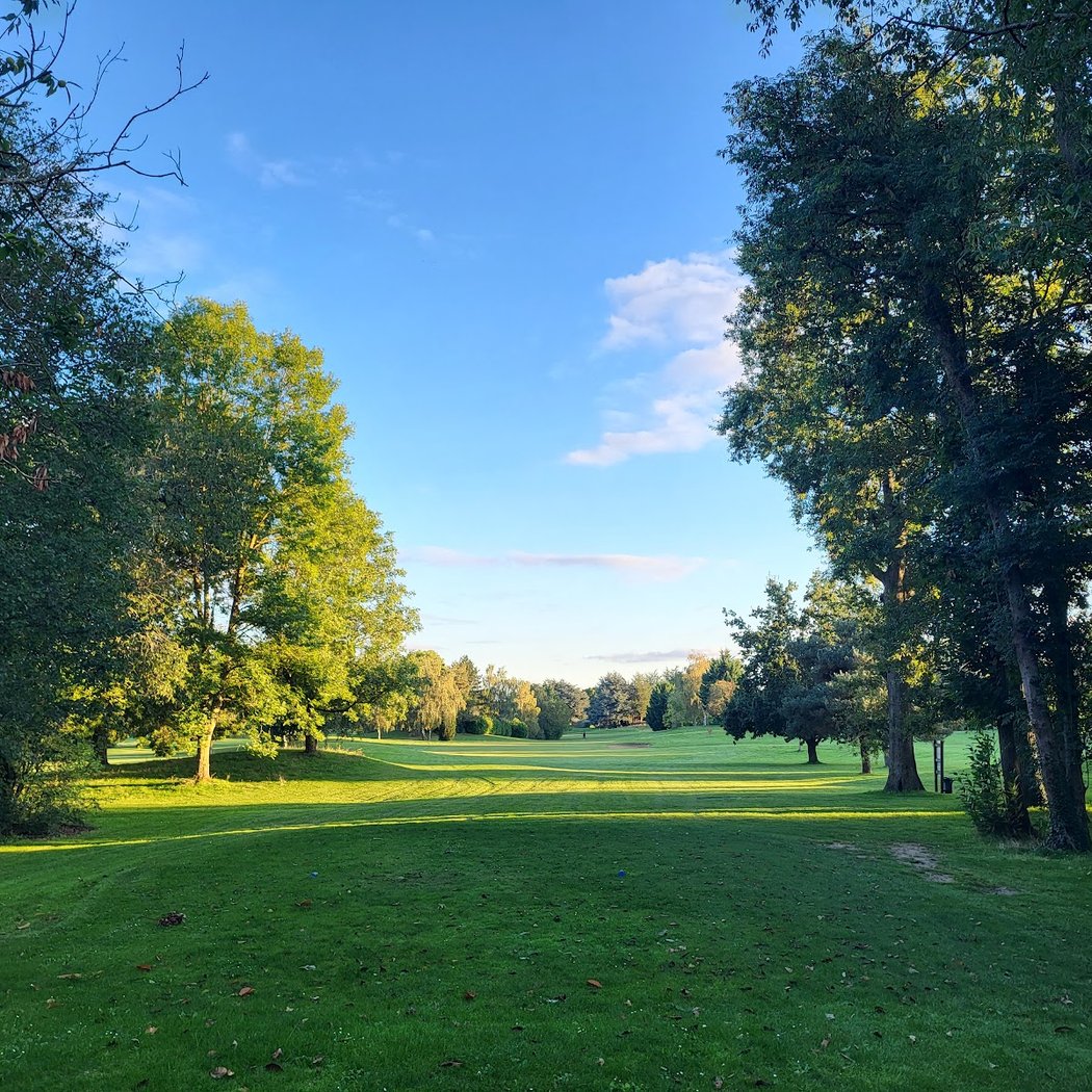 Garden Golf Cergy 2