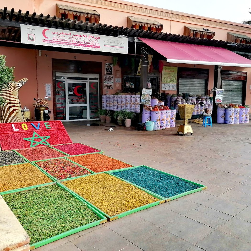 Marché Aux Epices de la place des Ferblantiers (ancien quartier Juif) 2