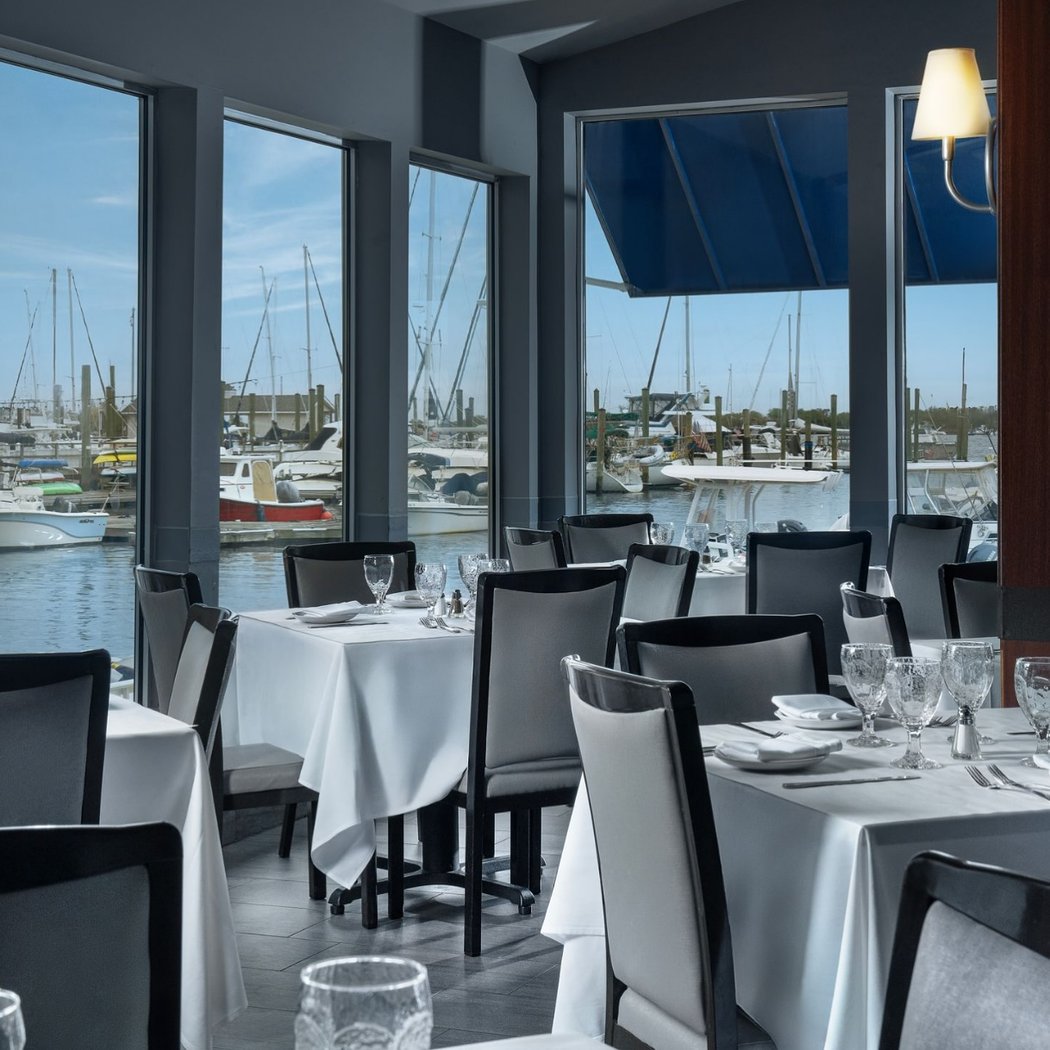Marina Cafe Restaurant & Tiki Bar 1