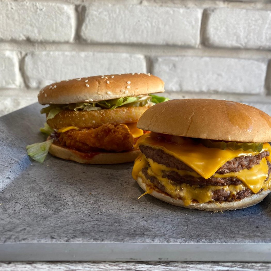 THE MUST...Burger & tacos 3