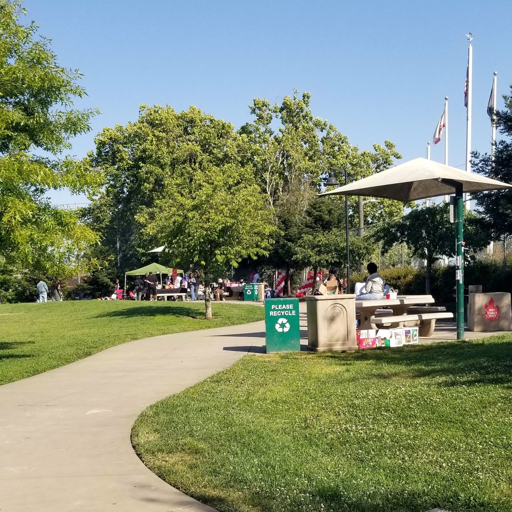 Siempre Verde Park 2