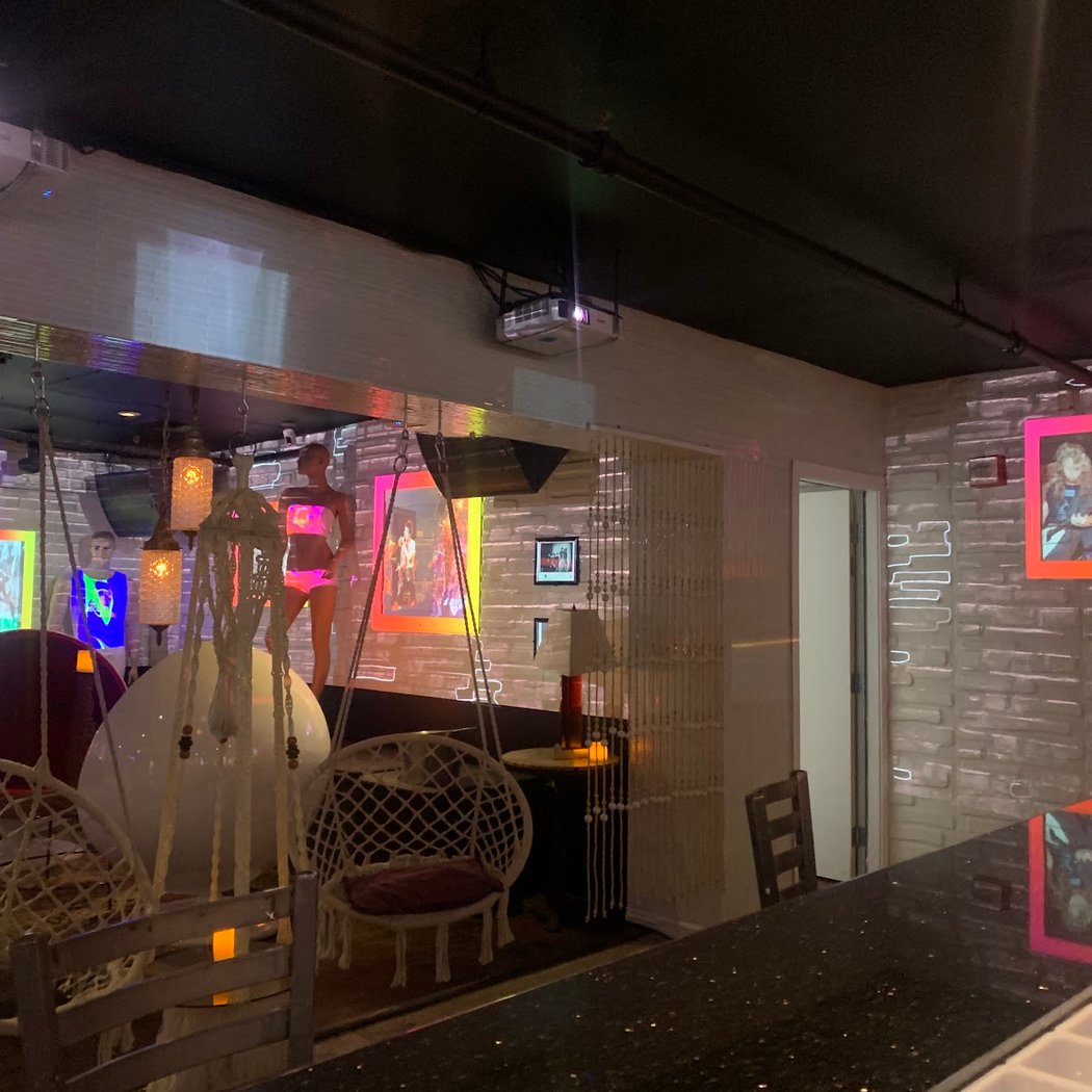 Private Karaoke Rooms at Retro Speakeasy 3