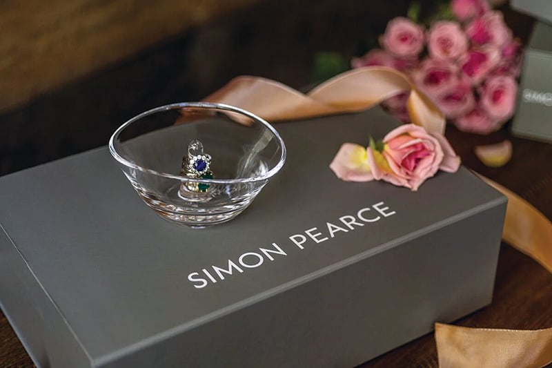 Simon Pearce 1