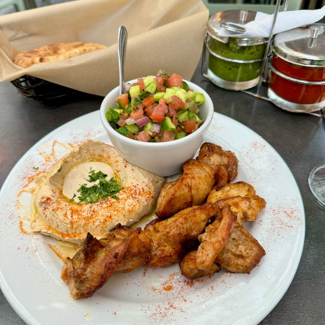 Oren's Hummus 1