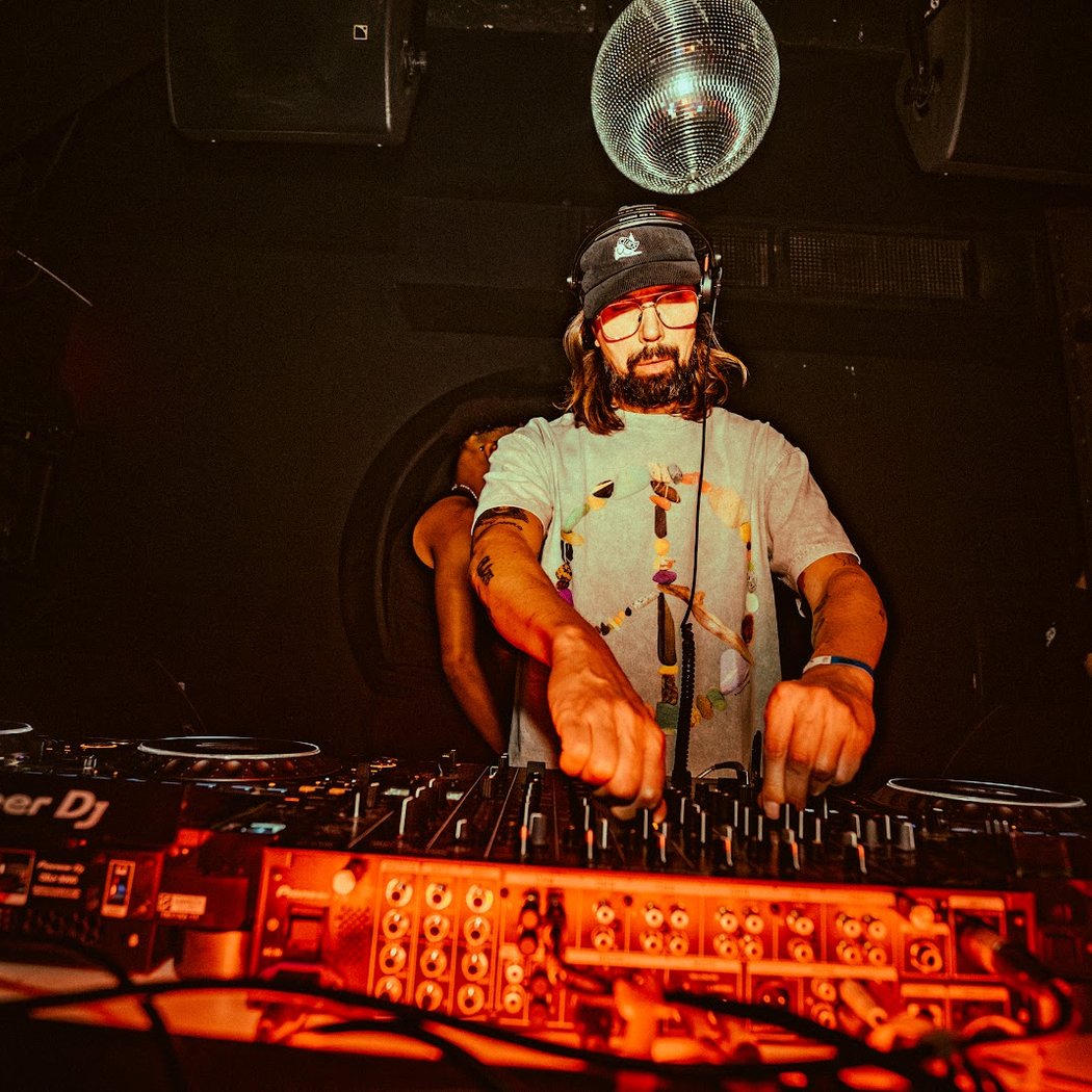Esteban Desigual Residency 1