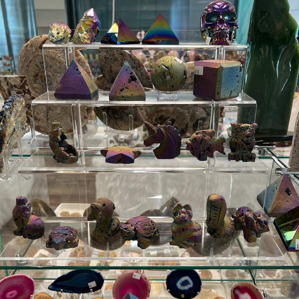 Kristal Cove Shop 3