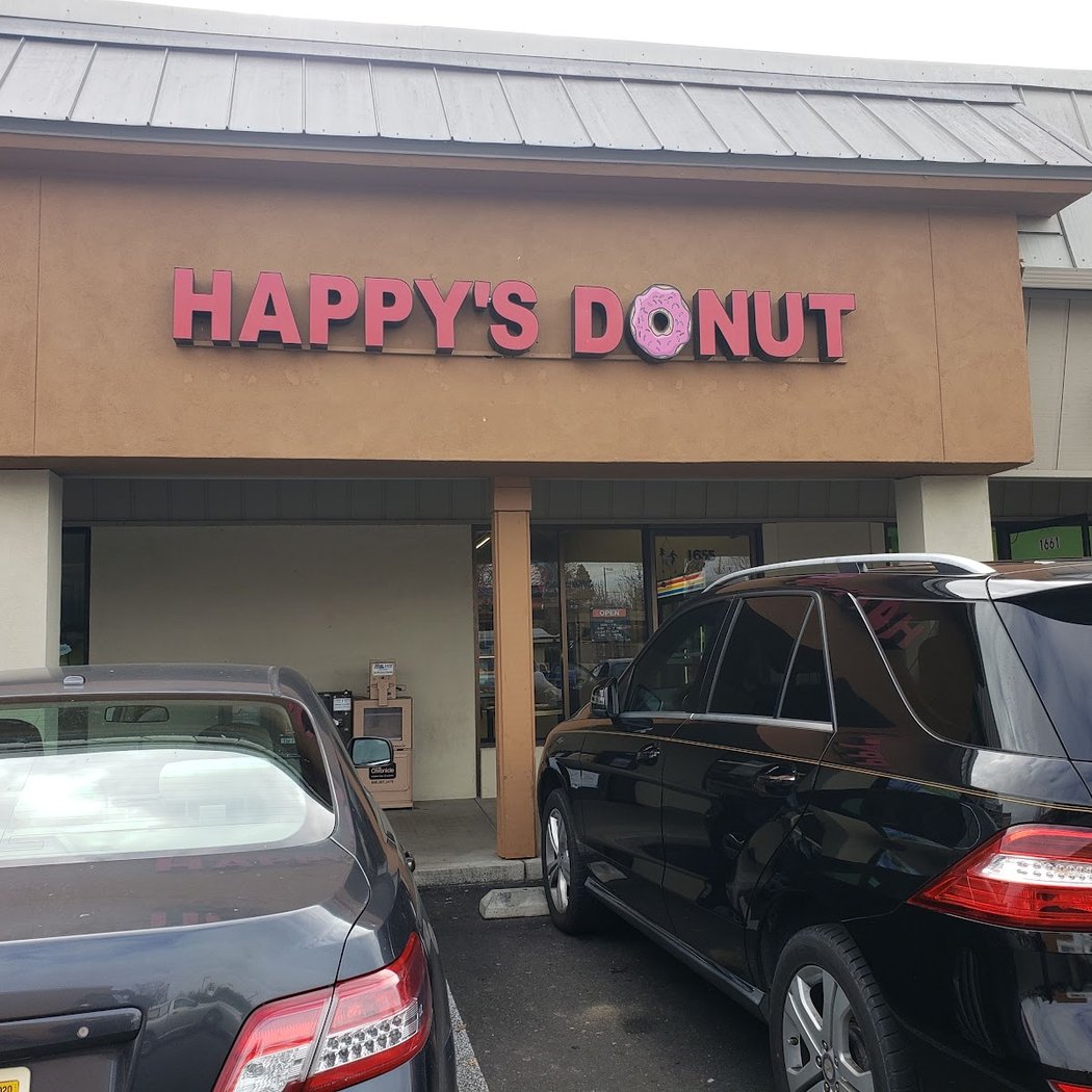 Happy's Donut Tree 3