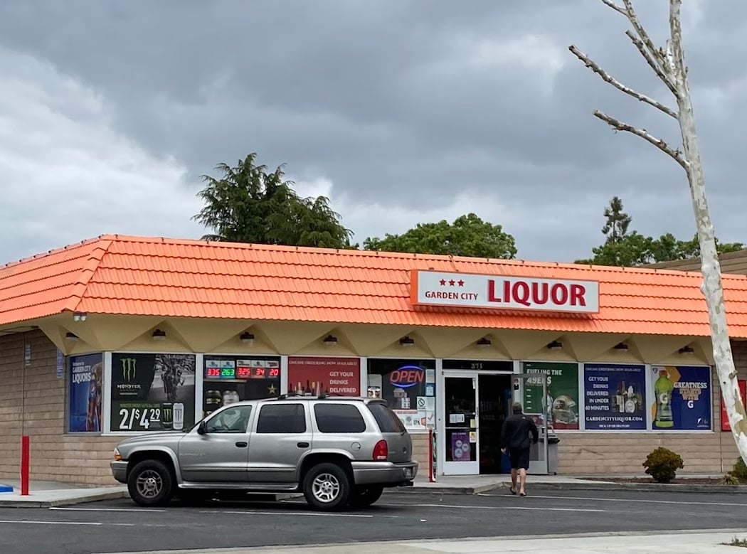 Garden City Liquors 2