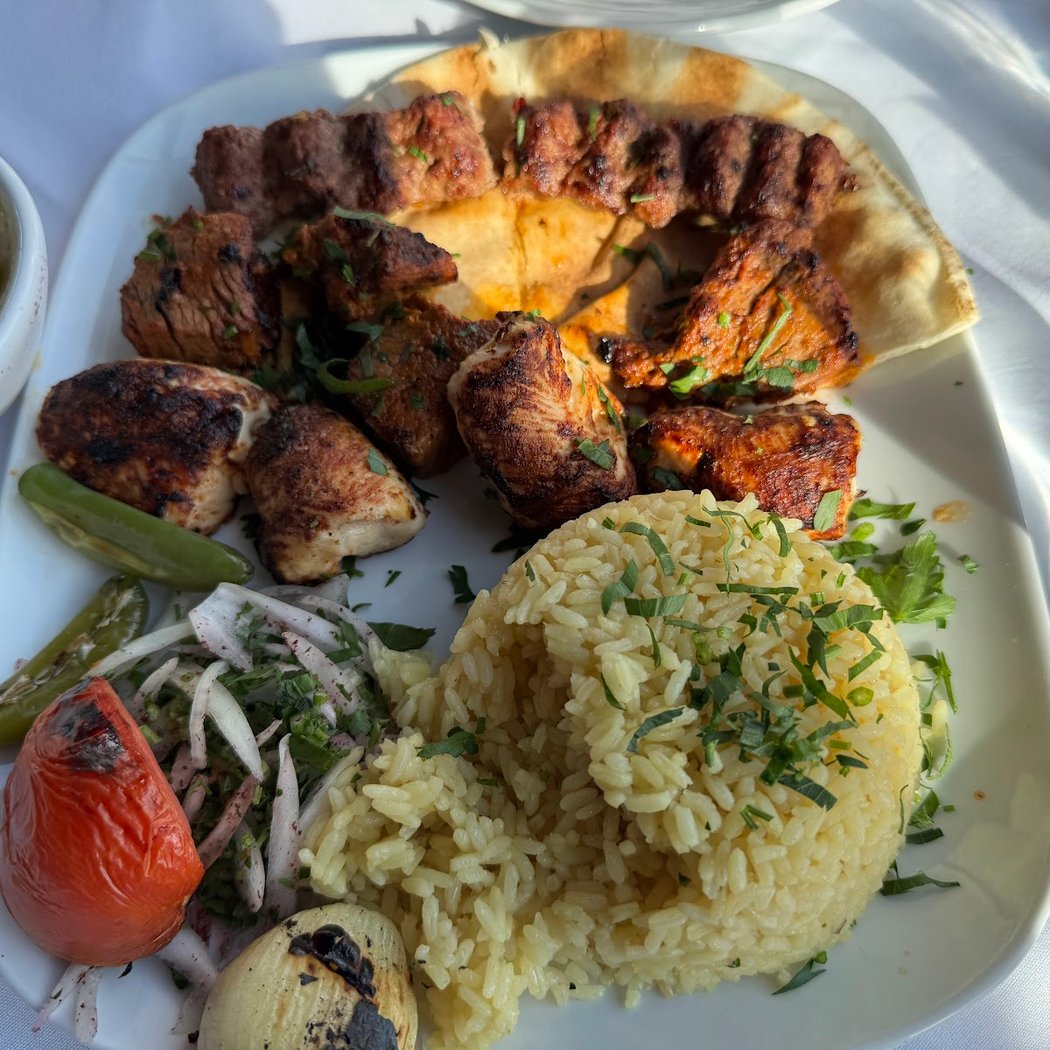 Taverna on the Hudson 1