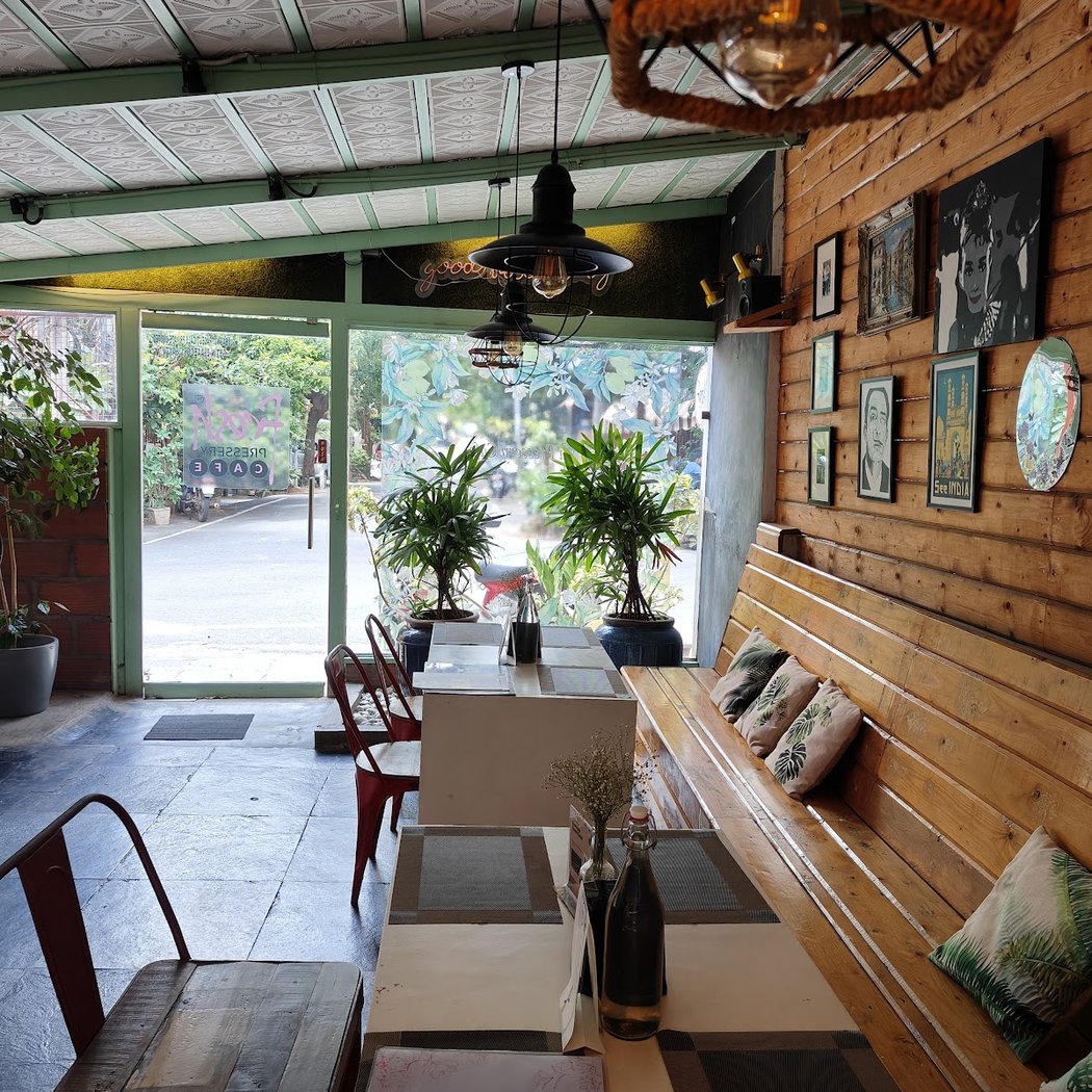 Fresh Pressery Cafe 2