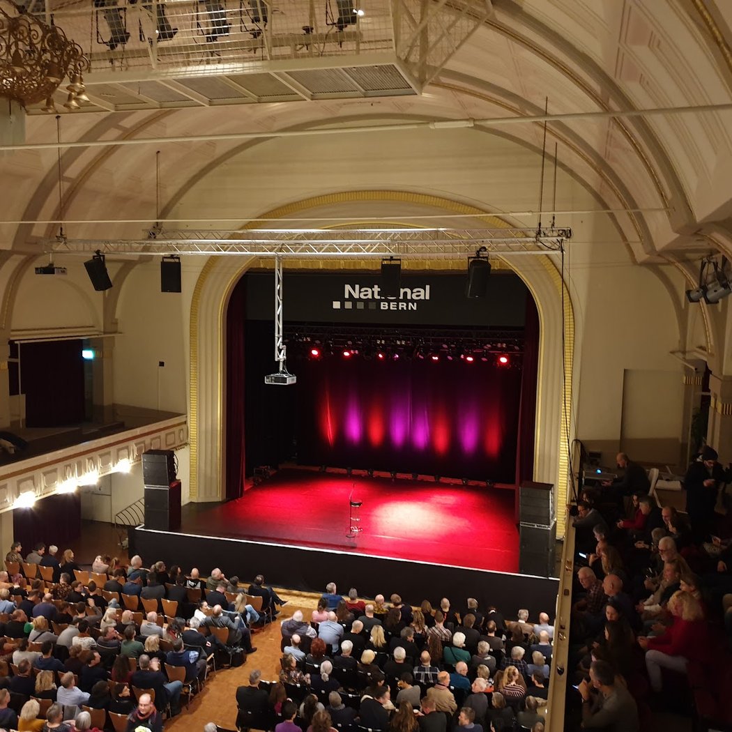 Theater National 1