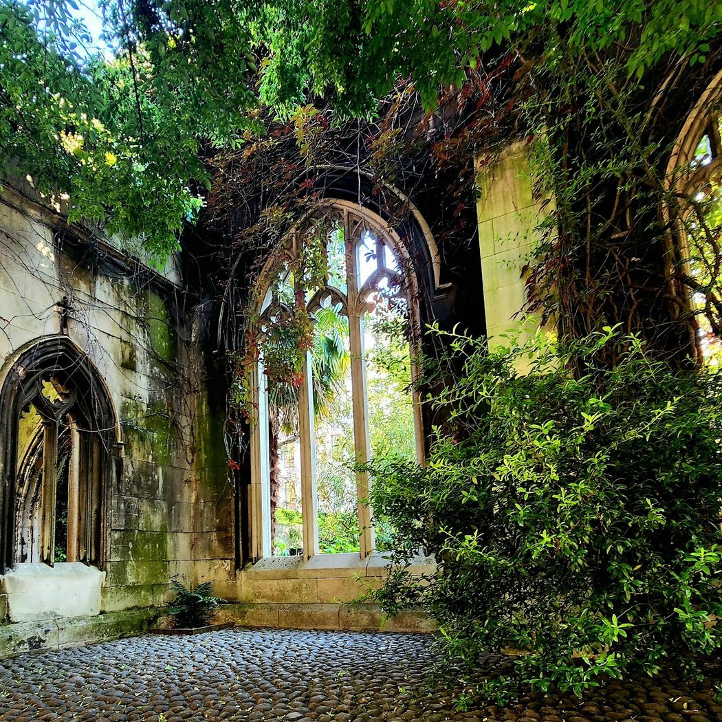 St Dunstan in the East Church Garden 4