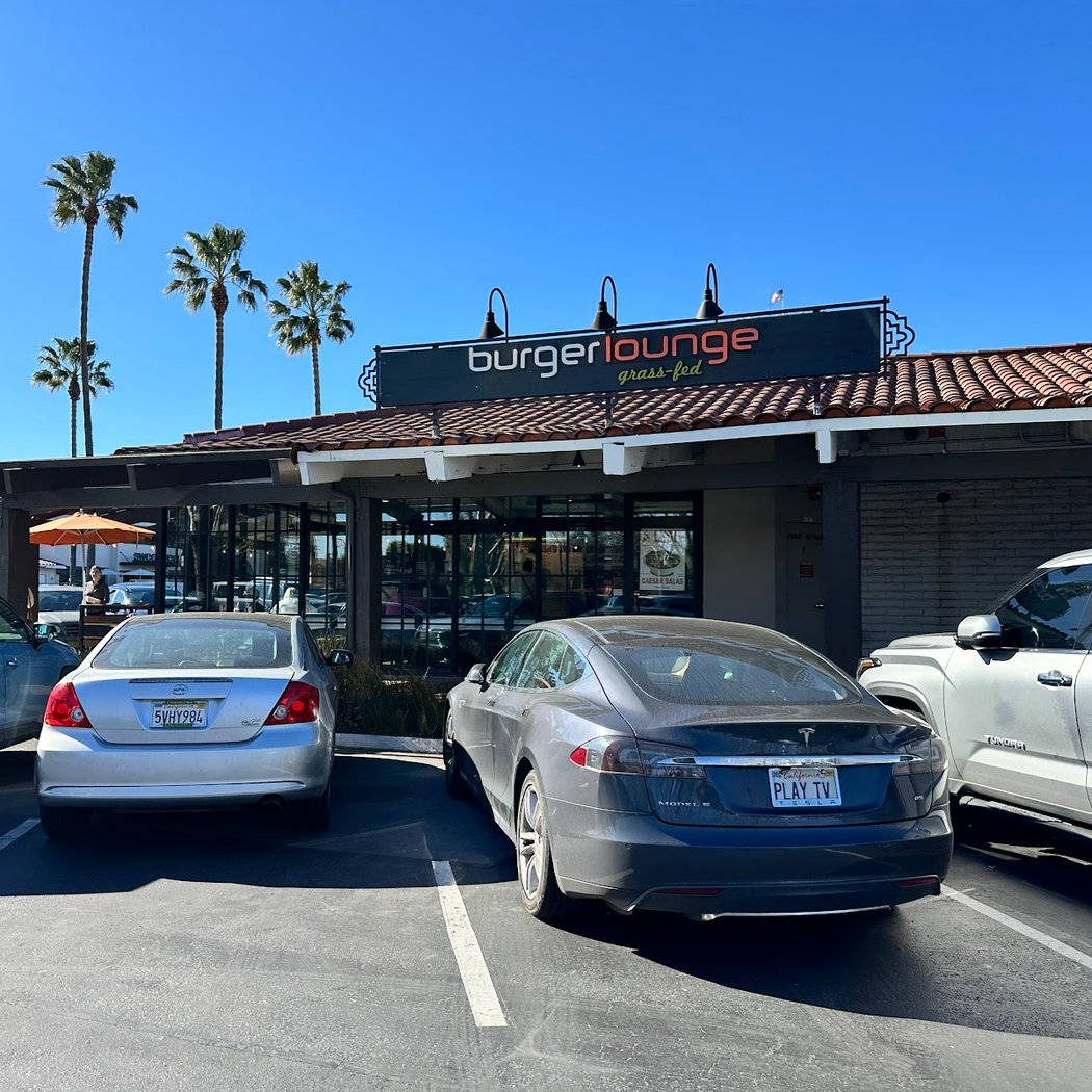 Burger Lounge 2