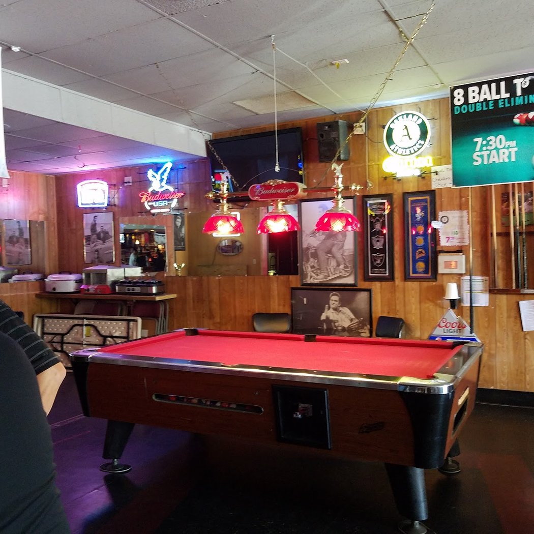 CJ's Saloon 3
