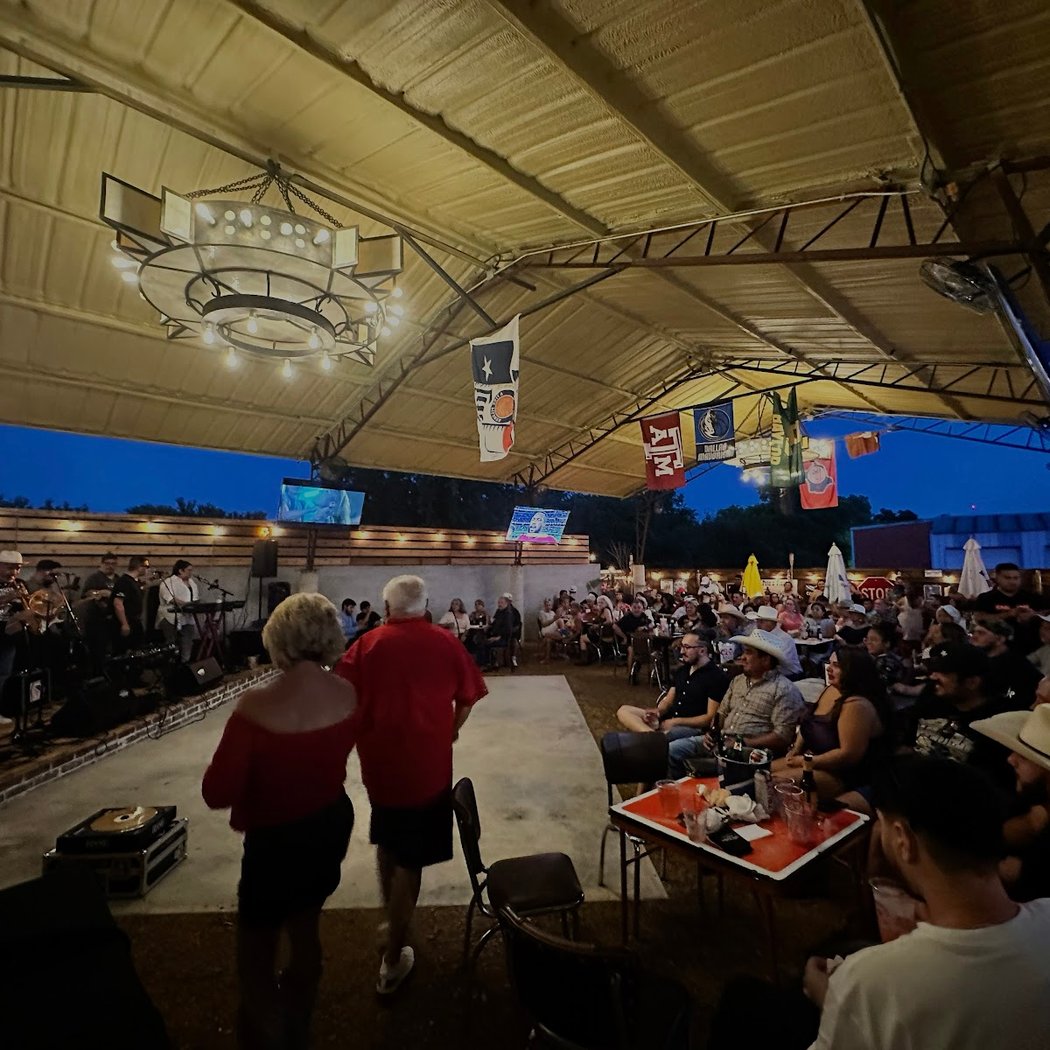 Texas Ice House 1