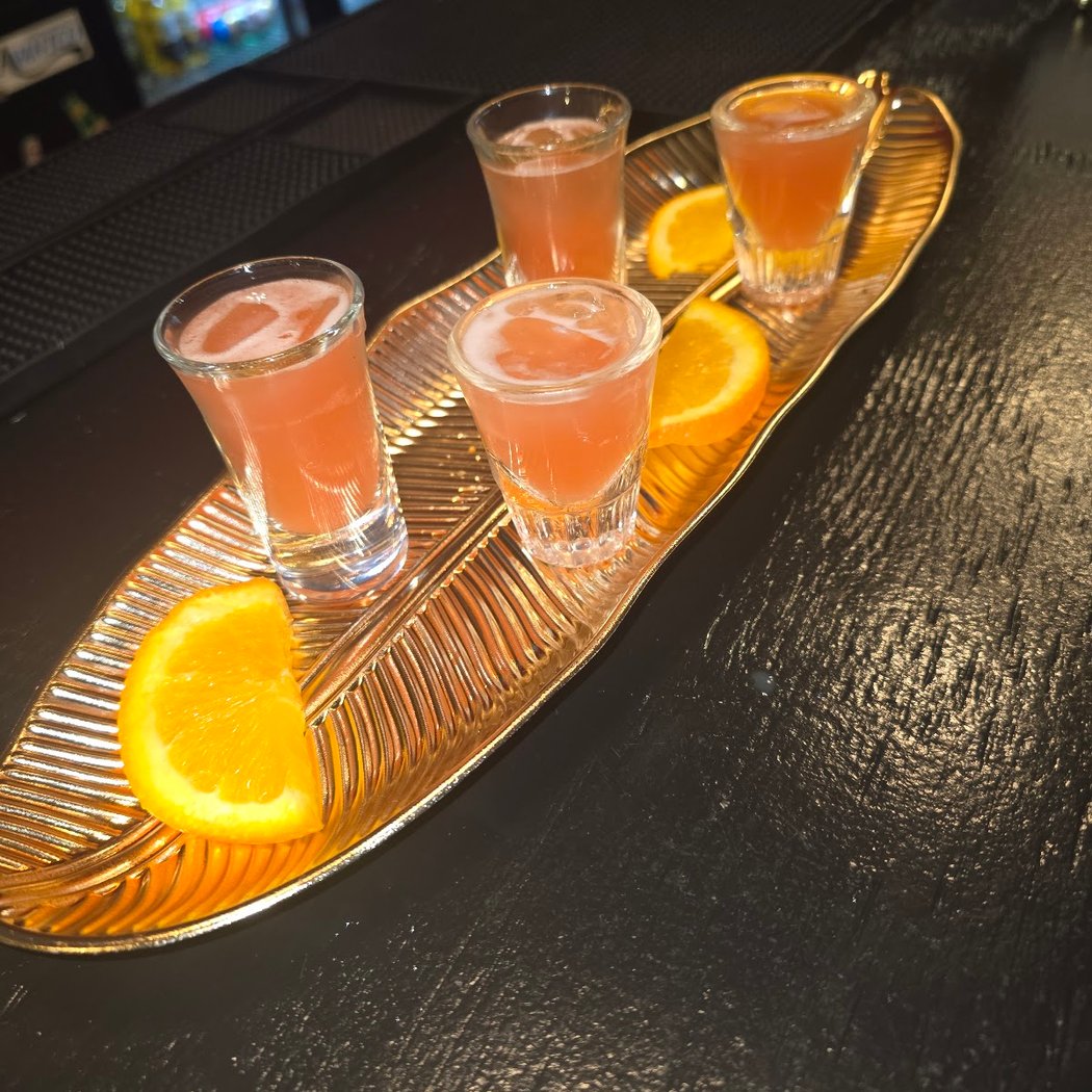 Confessions Bar 1