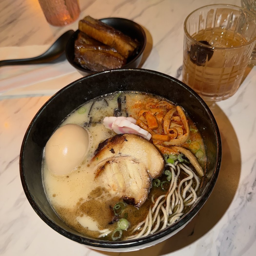 Zutto Japanese Ramen Sushi Bar 4