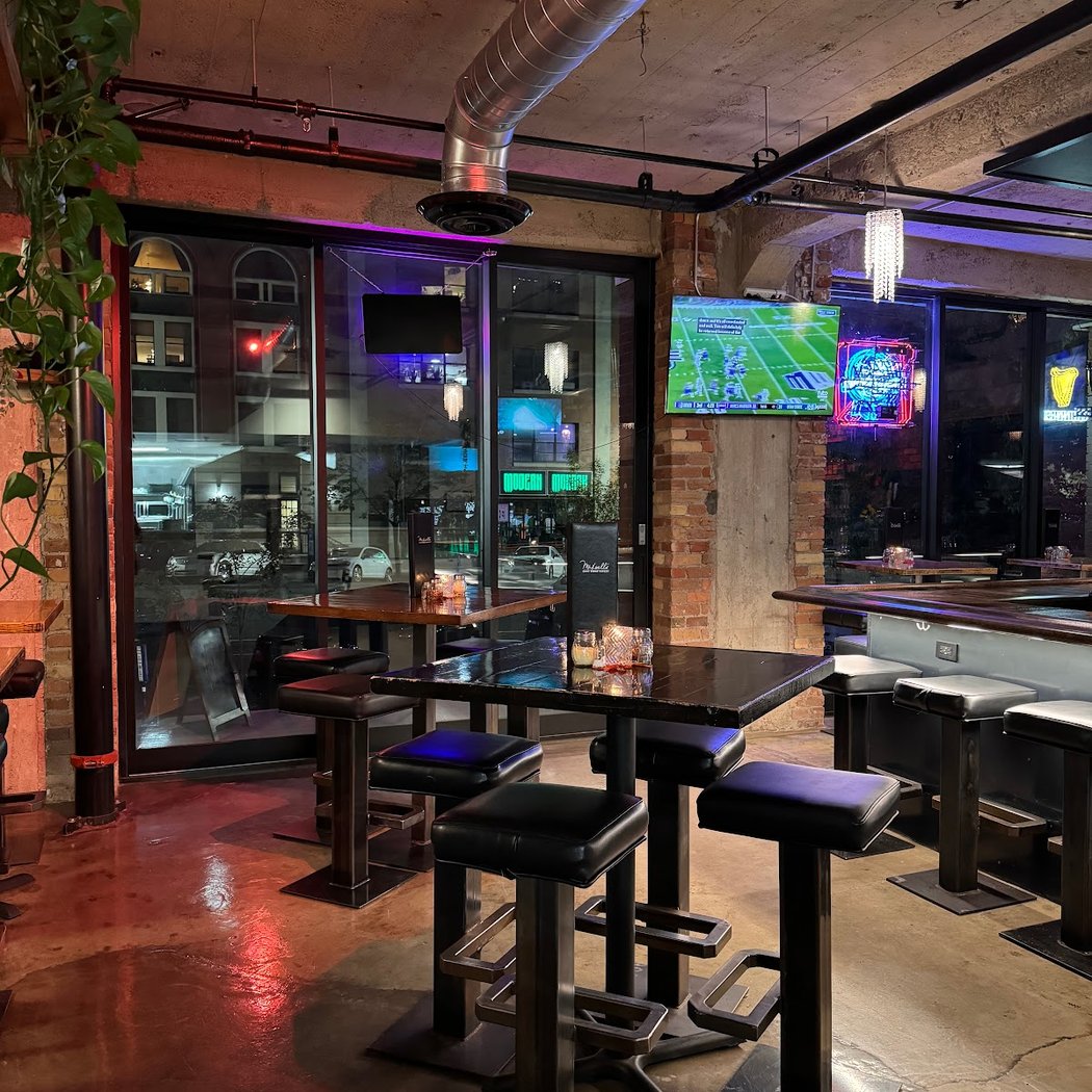 Maxwell's Little Bar 2