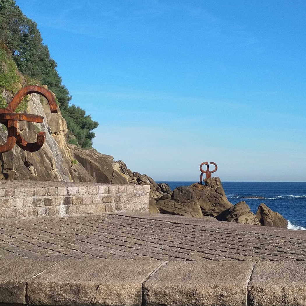 Comb of the Wind (Eduardo Chillida, 1976) 2