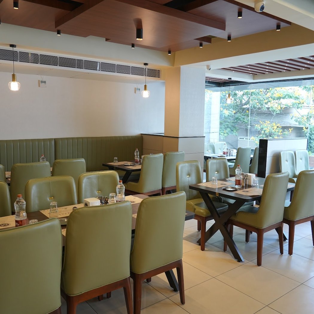 MAZALI RESTAURANT 3