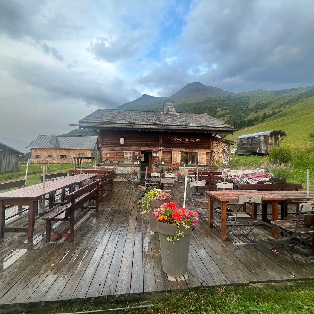 Refuge de Porcherey - Gite d'étape restaurant Megève 2