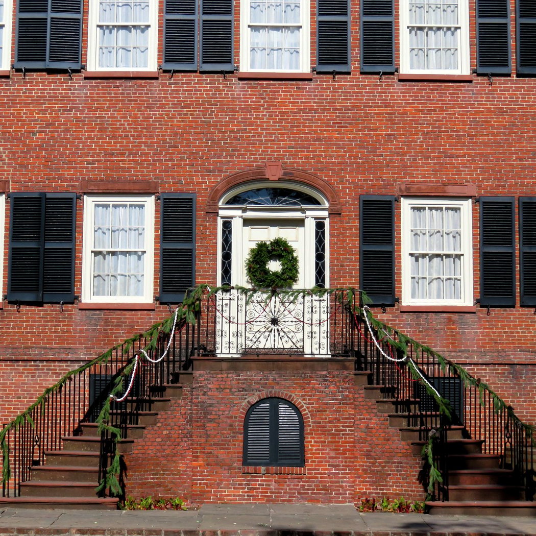 Davenport House Museum Entrance and Shop 1