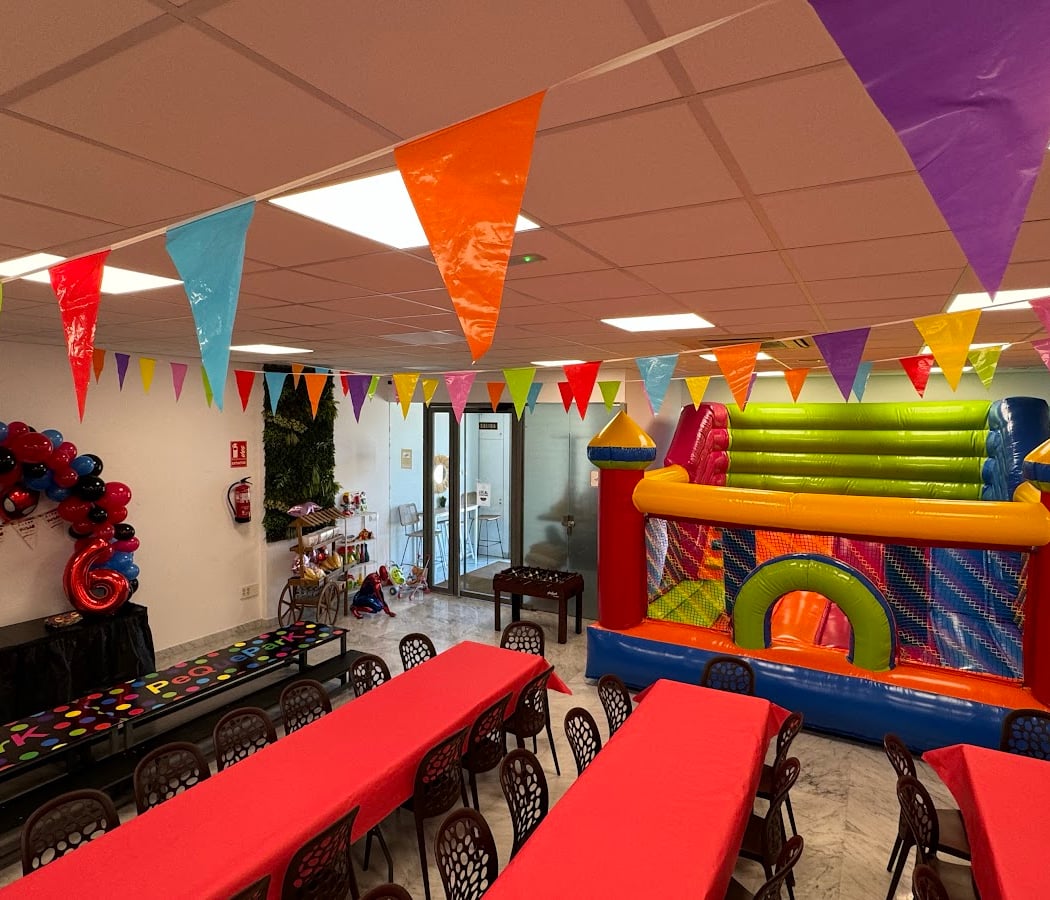 PeQuePark celebraciones (parque de bolas) 1