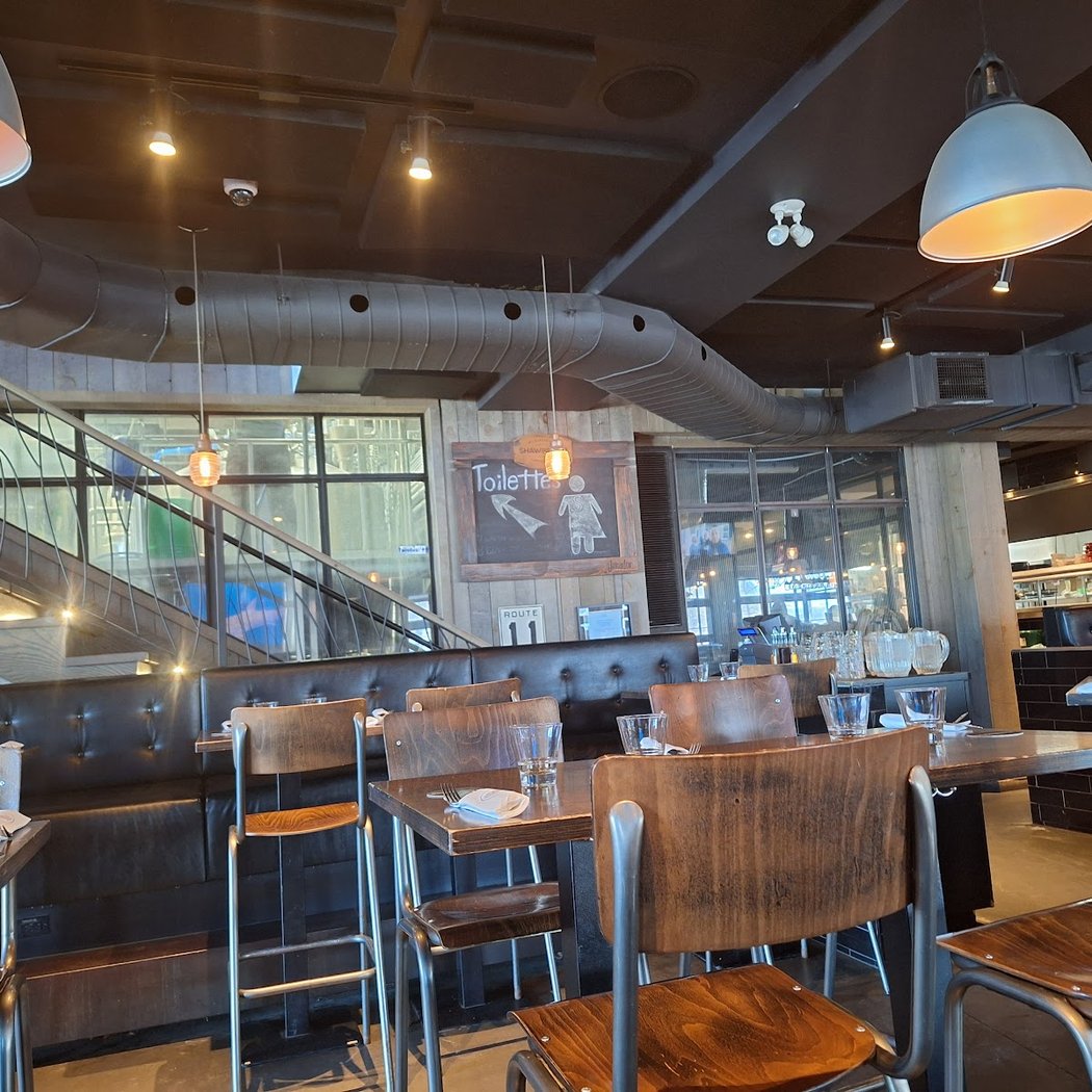 Shawbridge - Microbrasserie / Usine & Station 3
