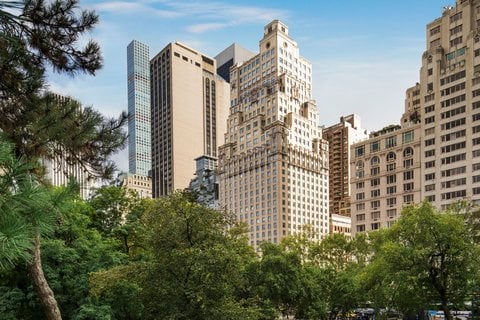 Holiday Programming at The Ritz-Carlton New York 2