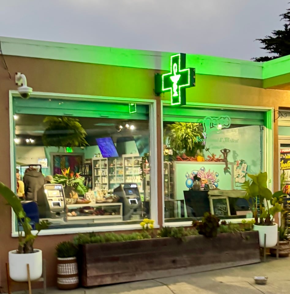 Lytt Pacifica - Best Weed Dispensary & Fastest Weed Delivery in SF Peninsula 2
