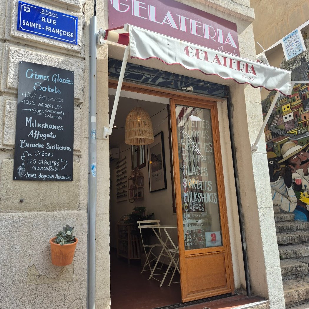 Gelateria piccola 2