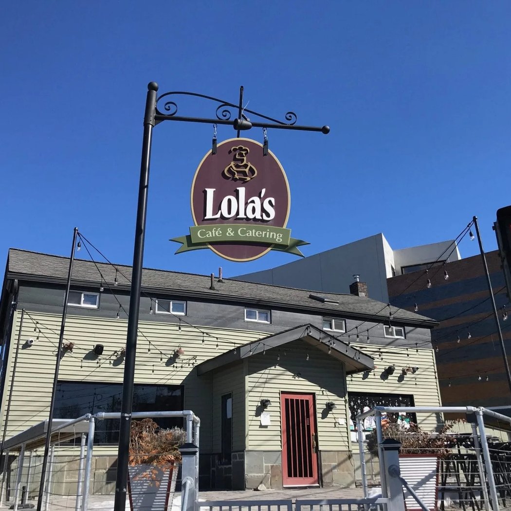 Lola's Cafe 3