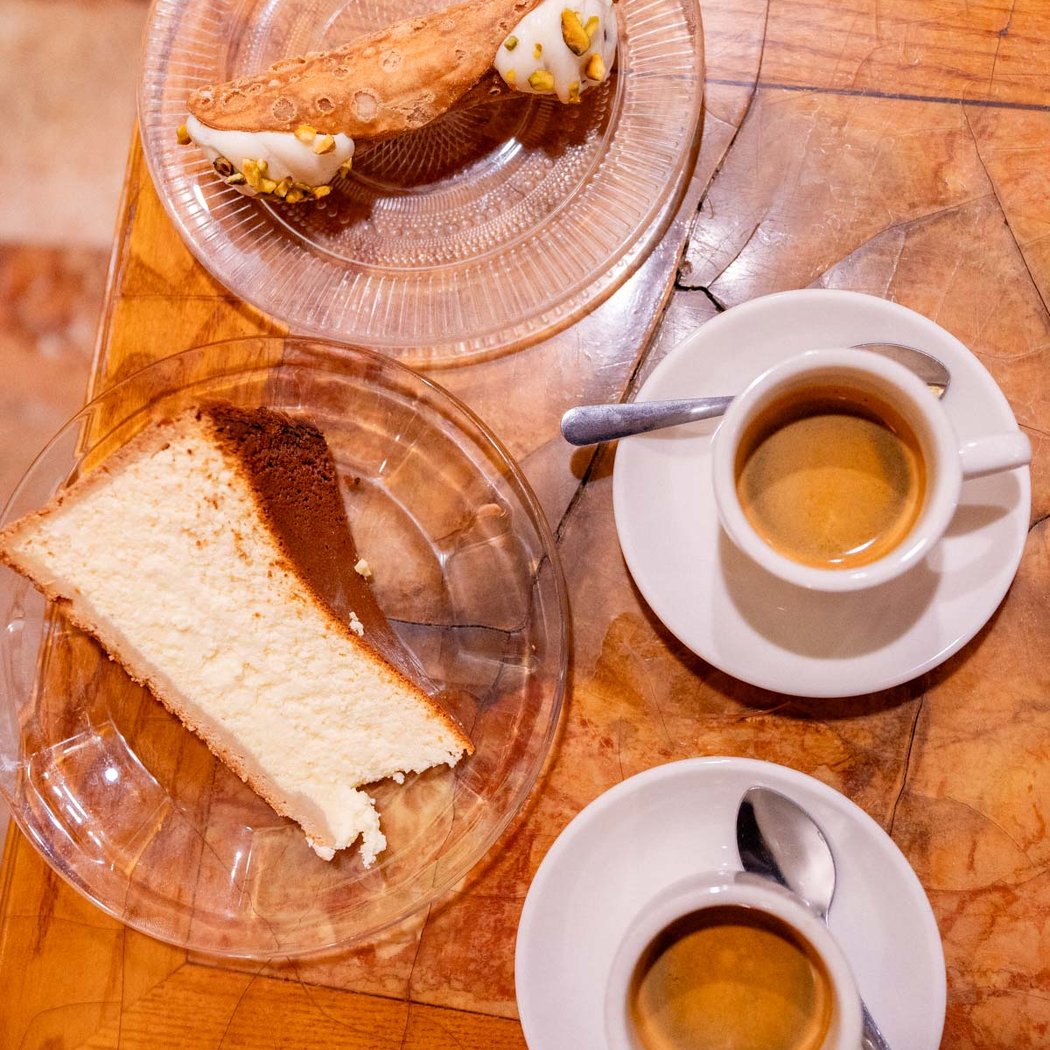 Veniero's Pasticceria & Caffe 1