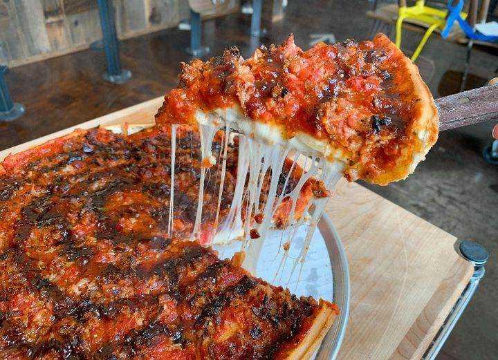 Zachary's Chicago Pizza 1