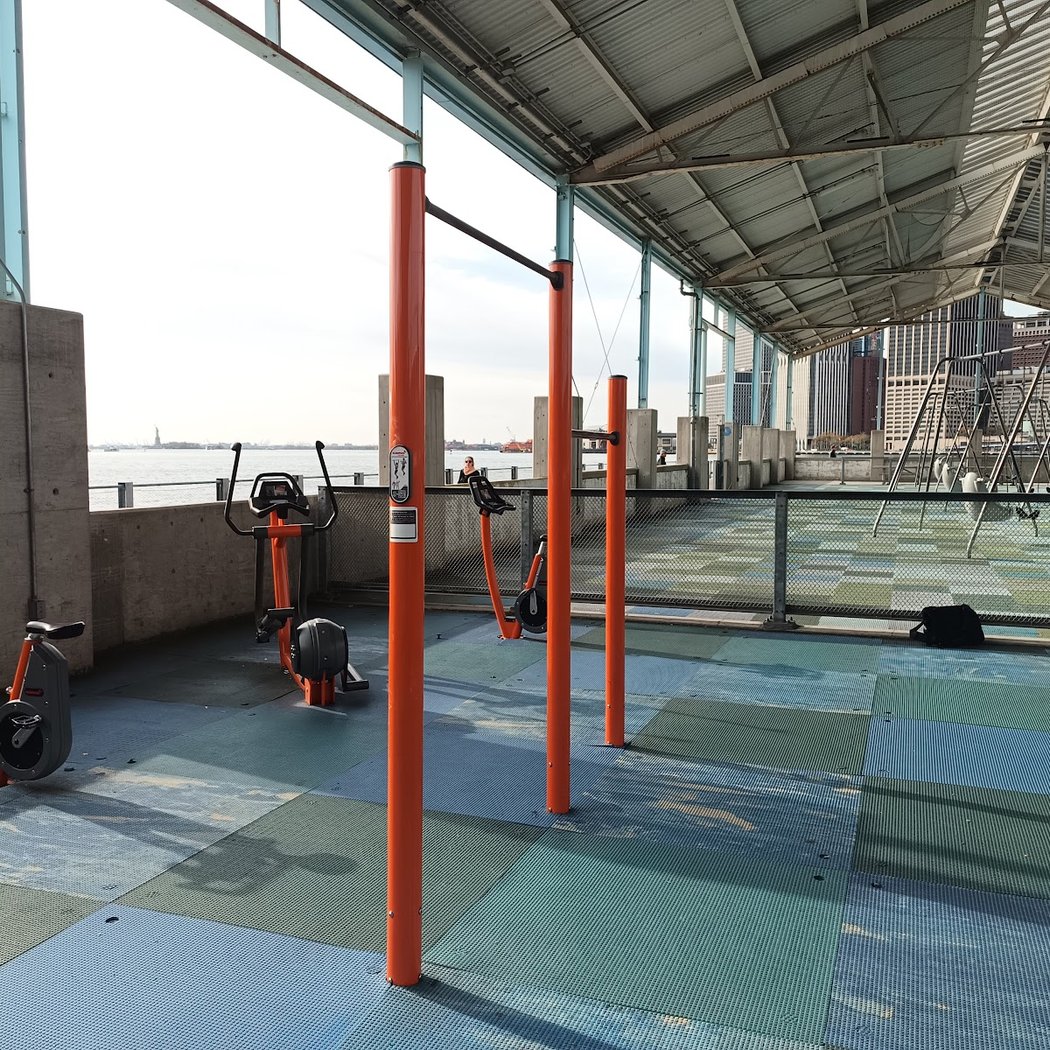 Brooklyn Bridge Park Fitness Equipment 1