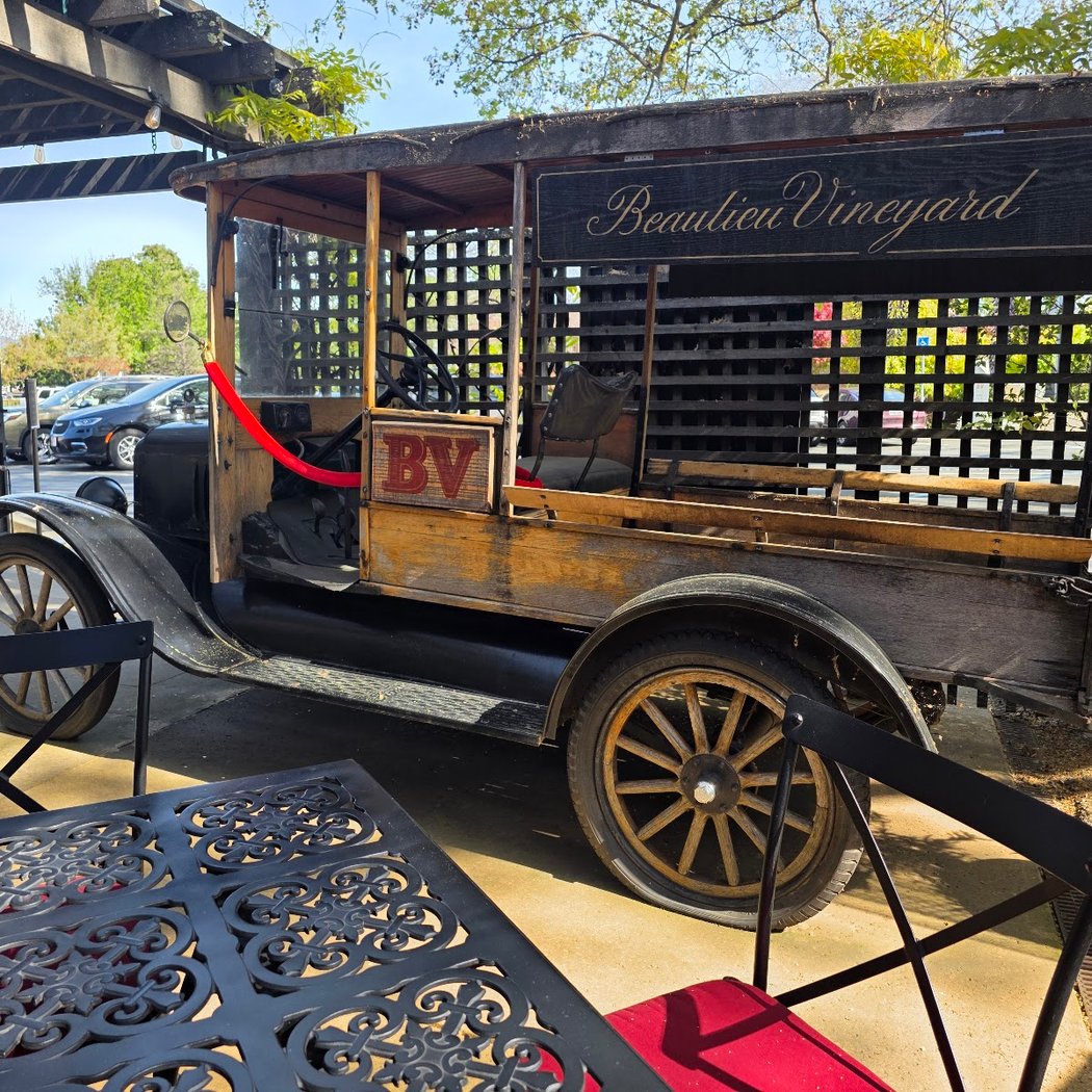 April in Paris, Napa Valley Style 4