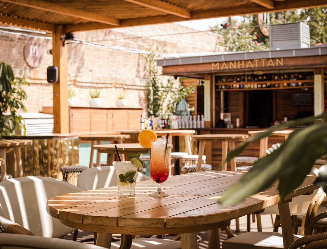 Manhattan river bar cocktails Sevilla 1