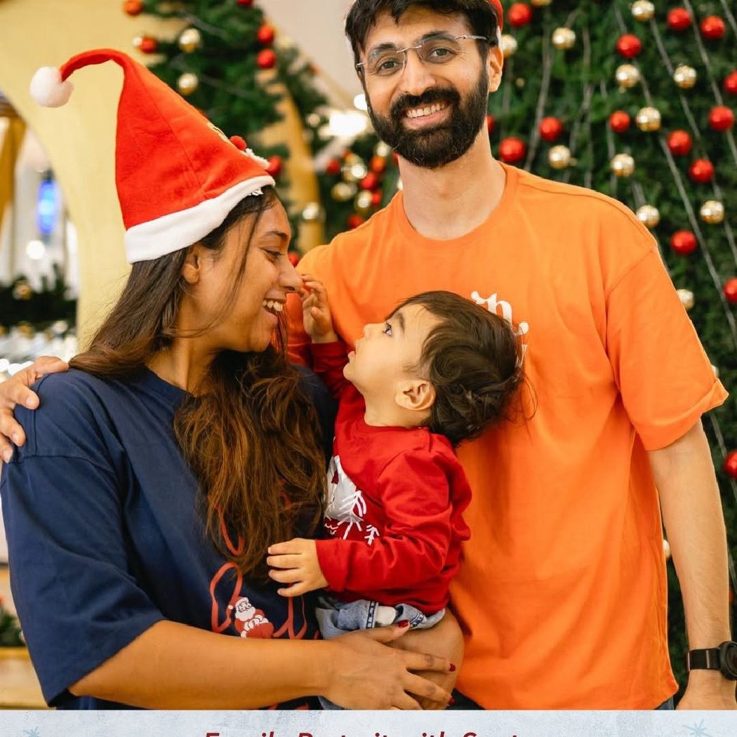 Family Portrait with Santa 1