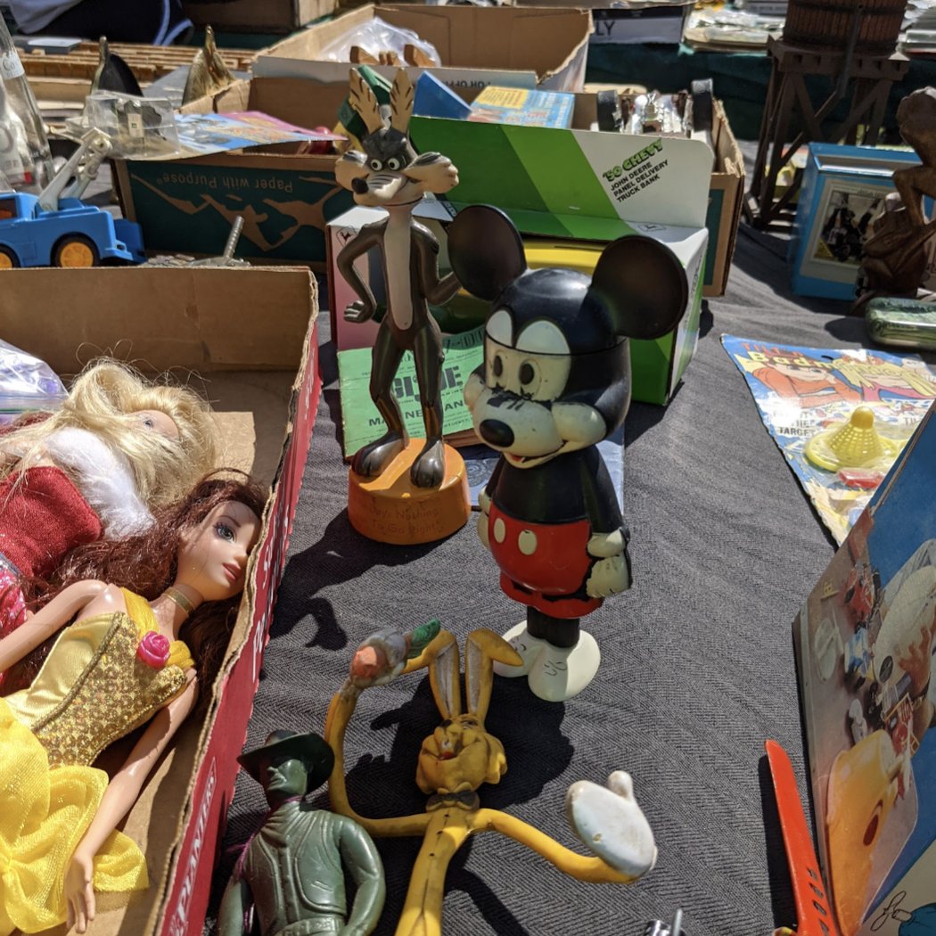 Elephant's Trunk Flea Market 1