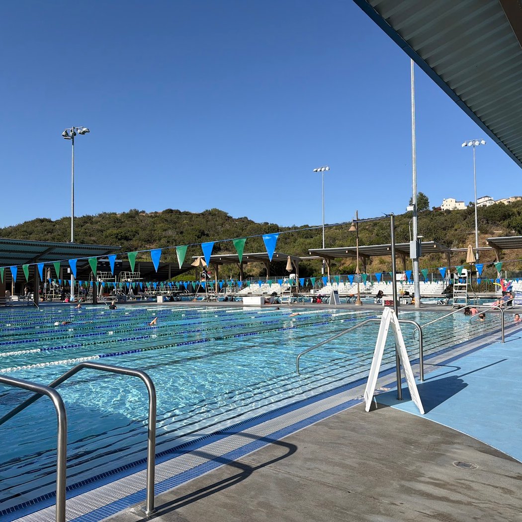 Alga Norte Aquatic Center 1