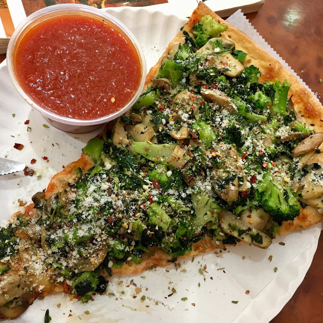 N & D Pizza East 29 1