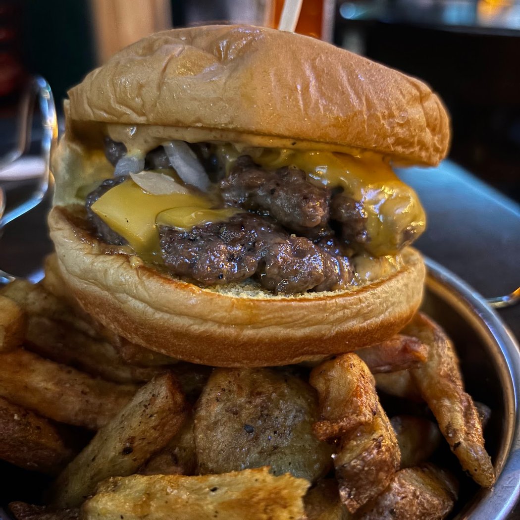 Maison Publique McLean's 5