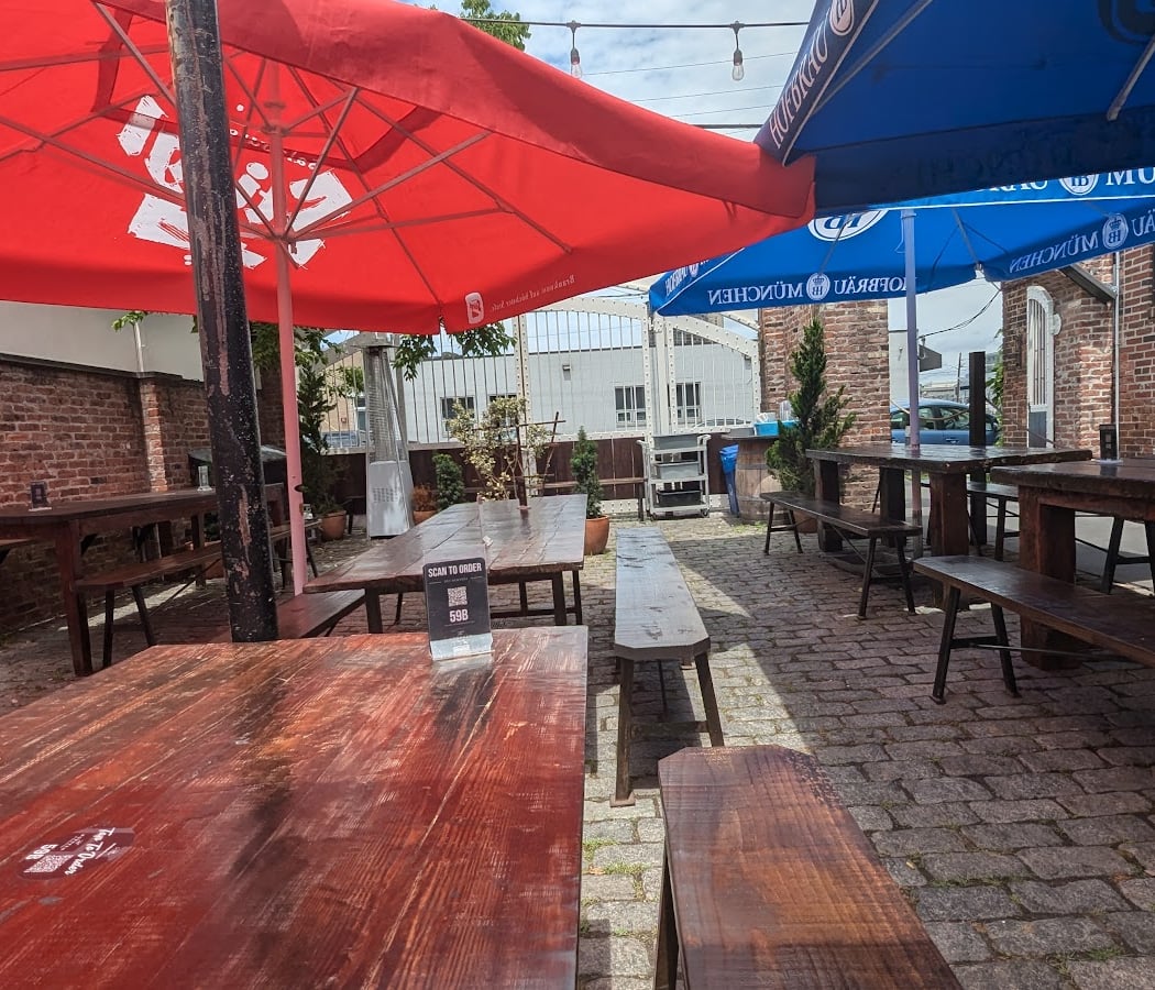 Pilsener Haus & Biergarten 2