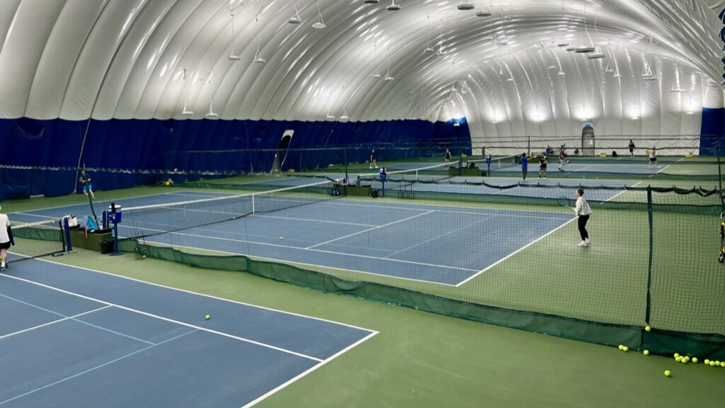 Manhattan Plaza Racquet Club - Advantage Tennis Clubs 1