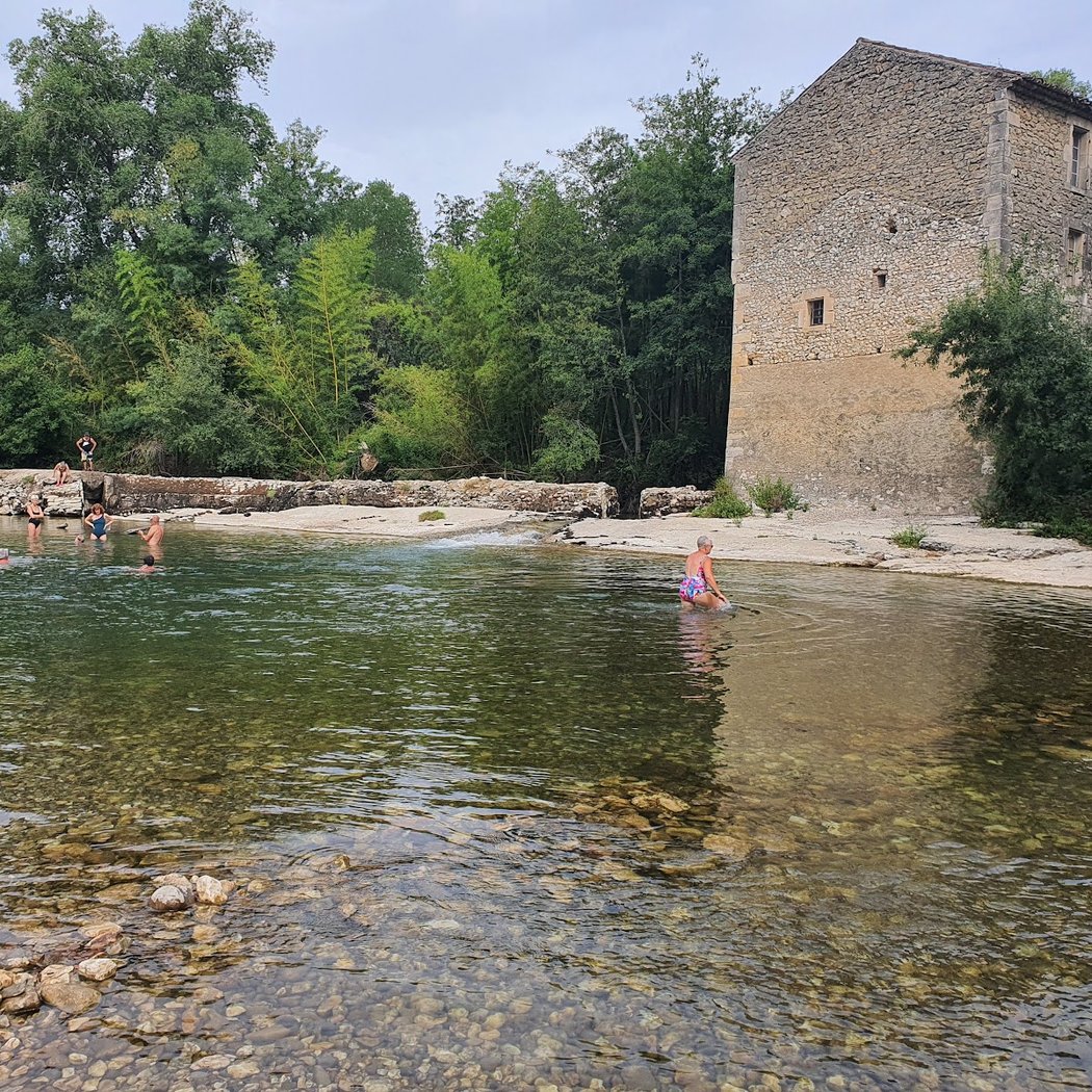 Base de Loisirs Nautiques : Pédalo dès 15kg + Stand-up paddle dans les Gorges de la Cèze 3