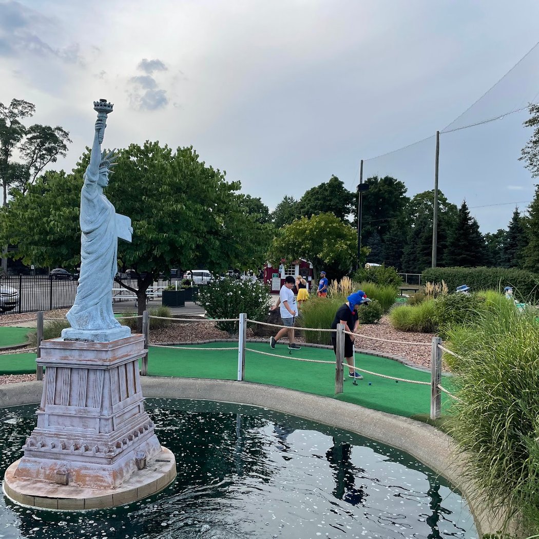 Paramus Mini Golf 2
