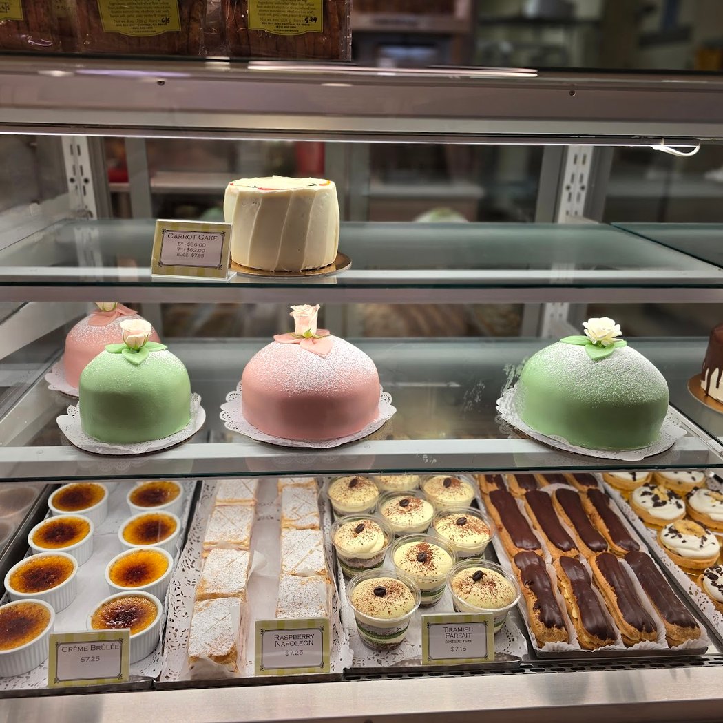 Gayle's Bakery & Rosticceria 5